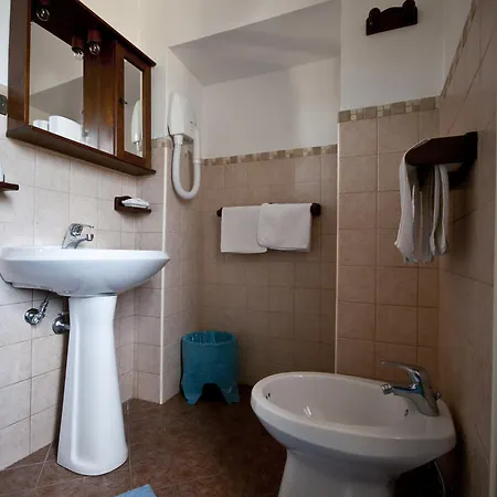 La Hotel 3*