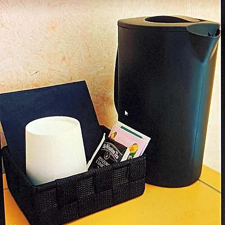 La Ξενοδοχείο 3*